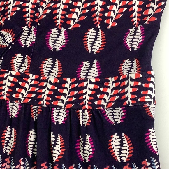 Tory Burch V neck Viscoce Fantasy Printed long sleeves dress size Small EUC - Picture 9 of 15